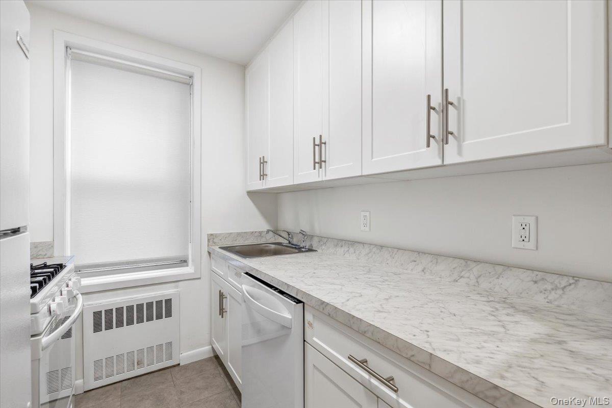 601 Kappock Street, Unit 1P photo 12