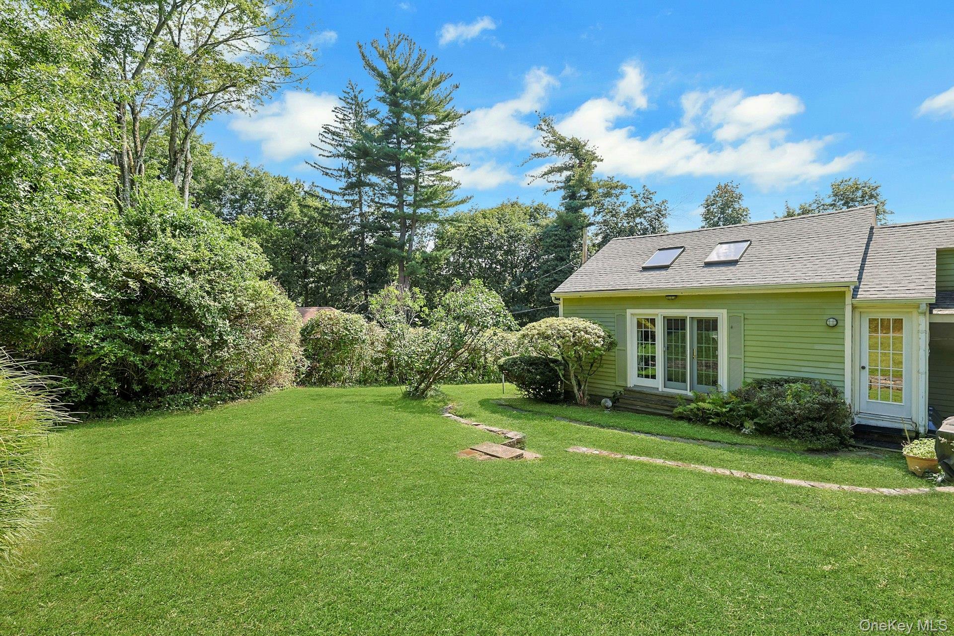 35 Grandview Avenue – For Sale photo 36