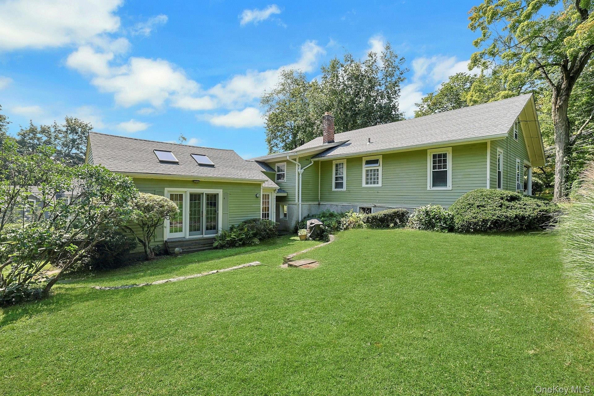 35 Grandview Avenue – For Sale photo 38
