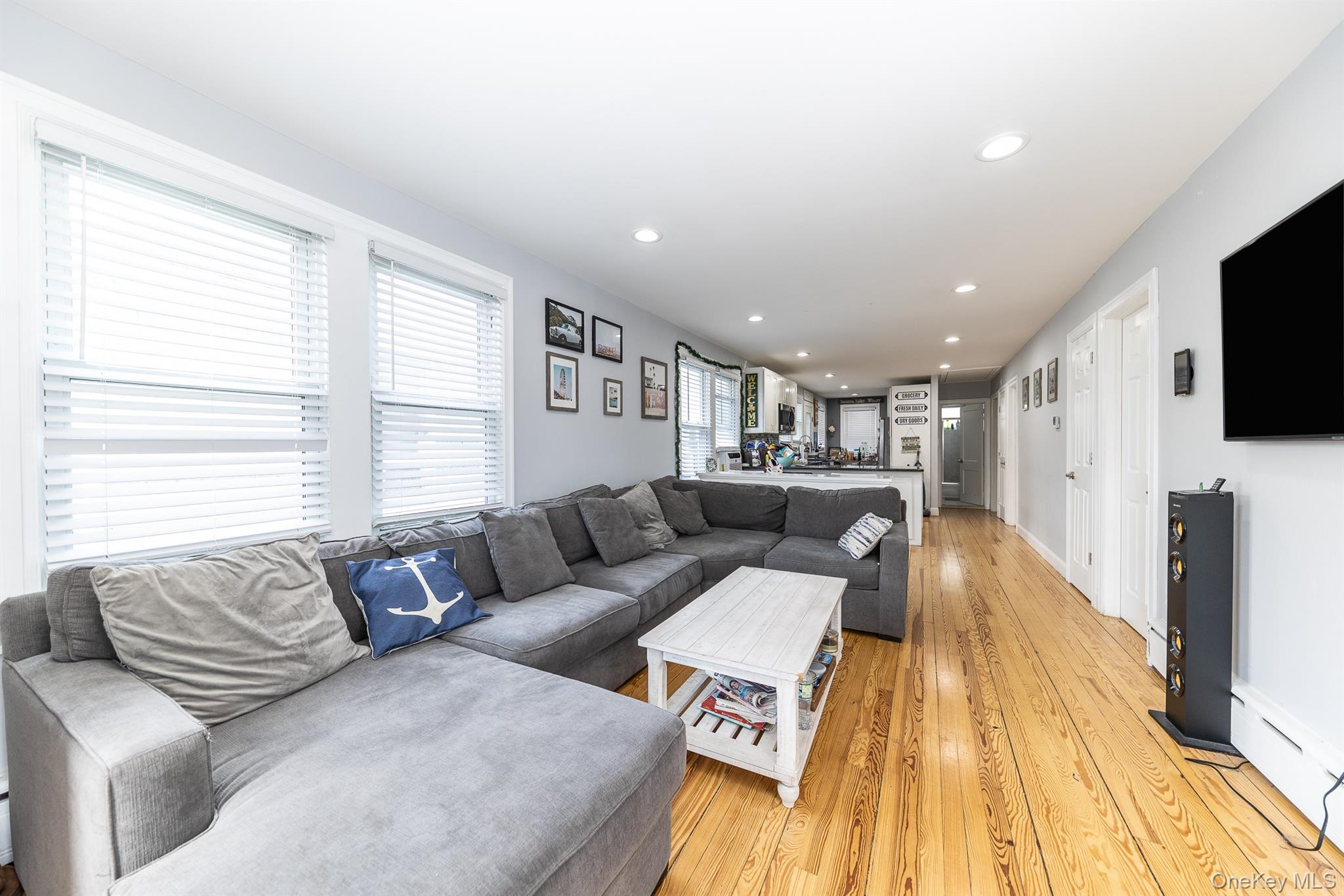 100 Georgia Avenue, Unit HOUSE photo 4