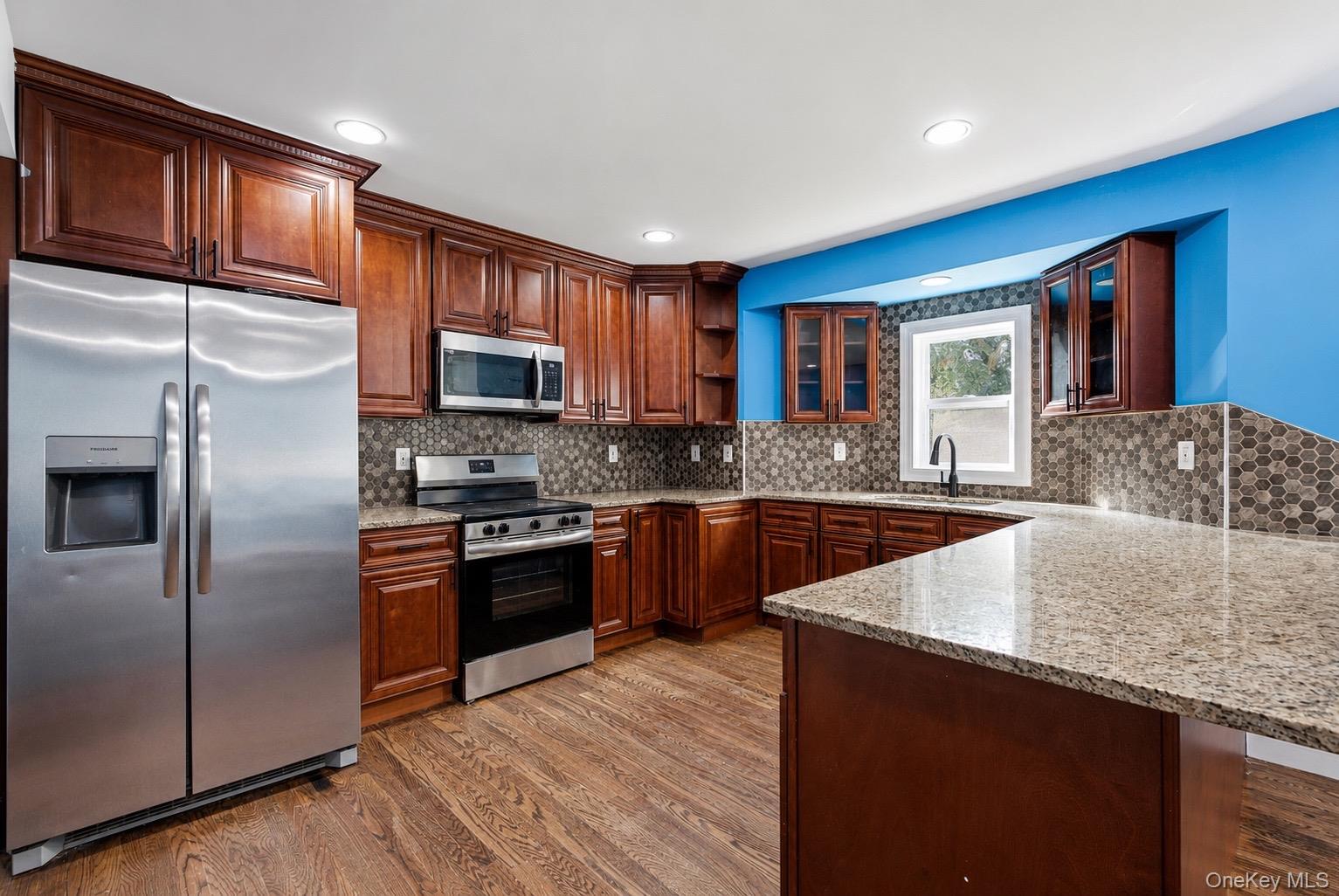 38 Golden Gate Drive – For Sale photo 3