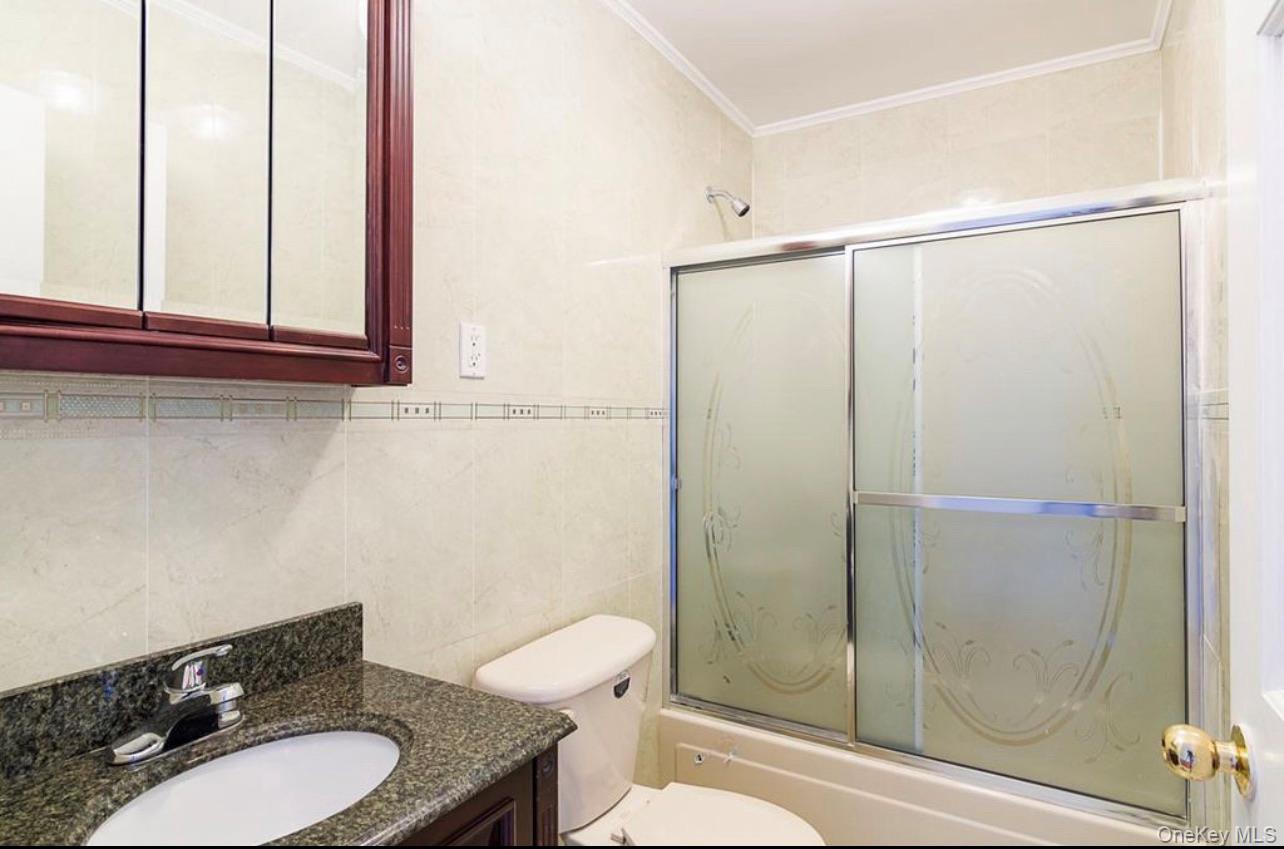 54-14 111 Street – For Sale photo 9