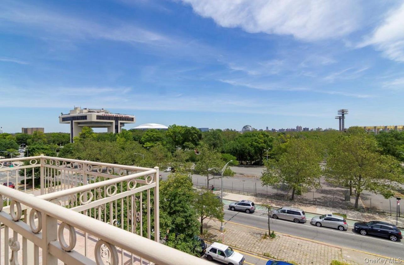 54-14 111 Street – For Sale photo 13
