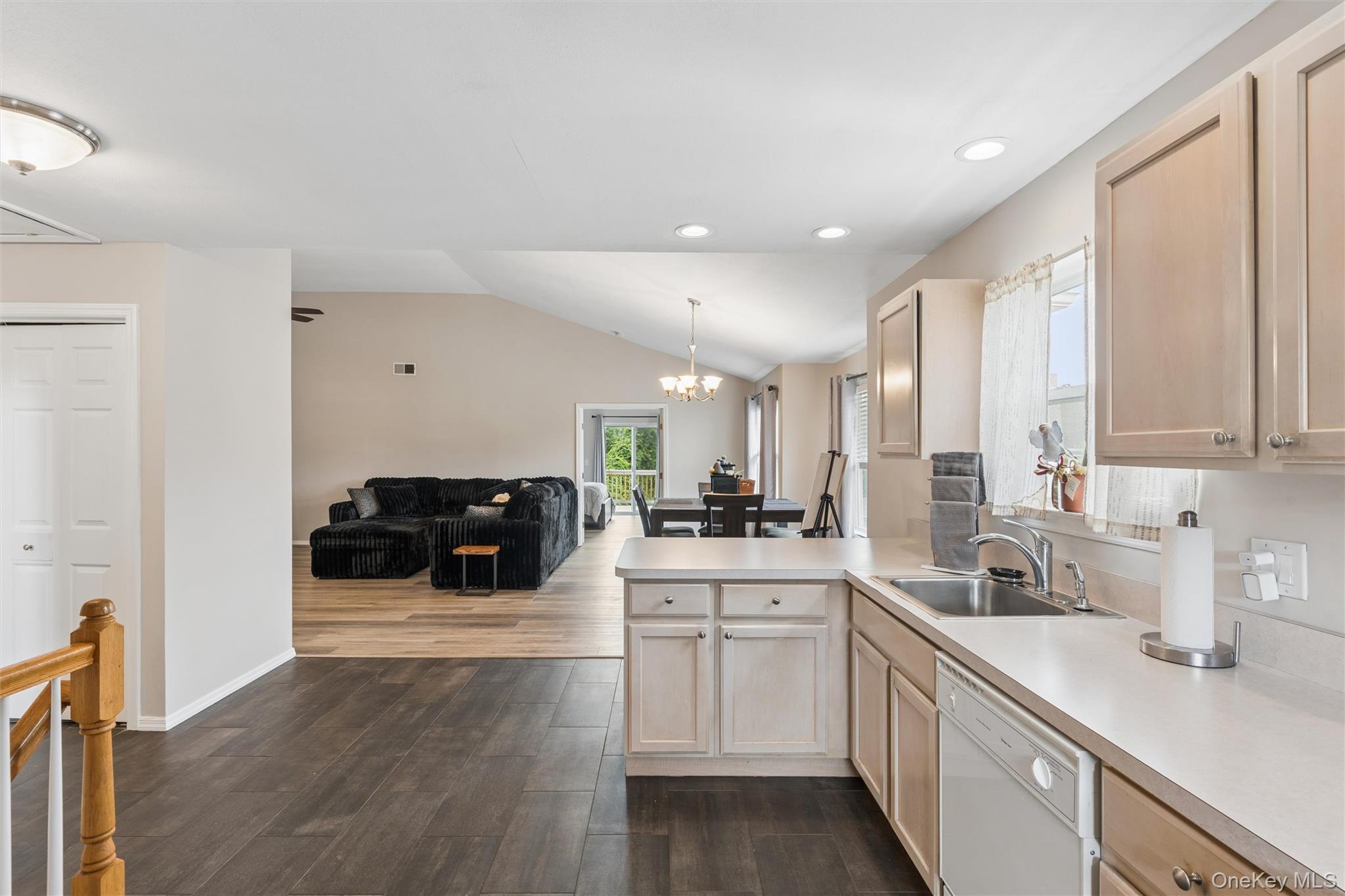 3002 Willow Pond Drive – For Rent photo 7