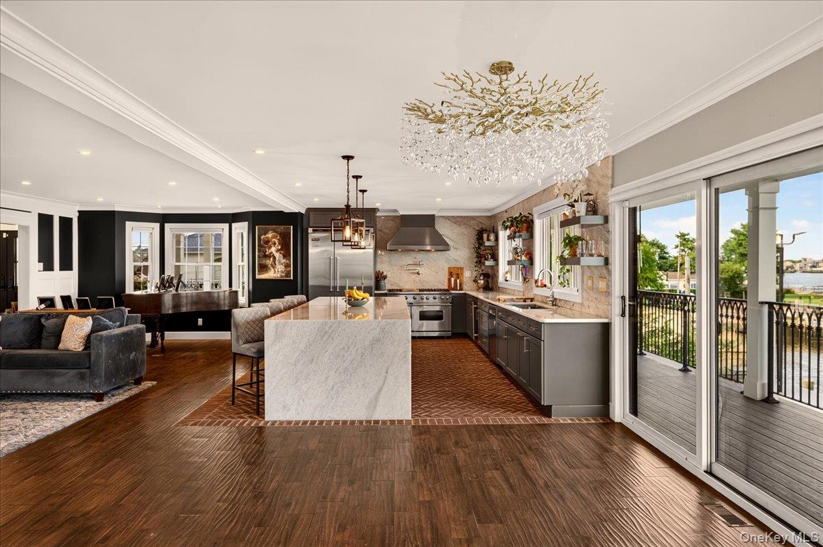 1 North Drive – For Sale photo 12