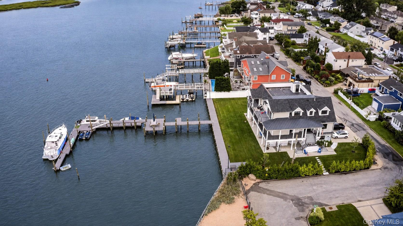 1 North Drive – For Sale photo 6