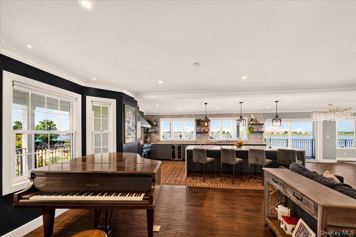 1 North Drive – For Sale photo 15