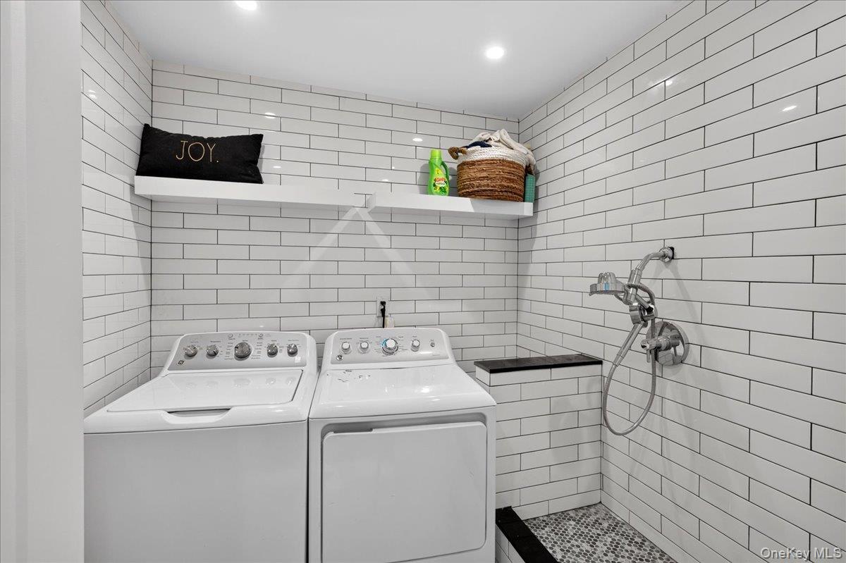1 North Drive – For Sale photo 38