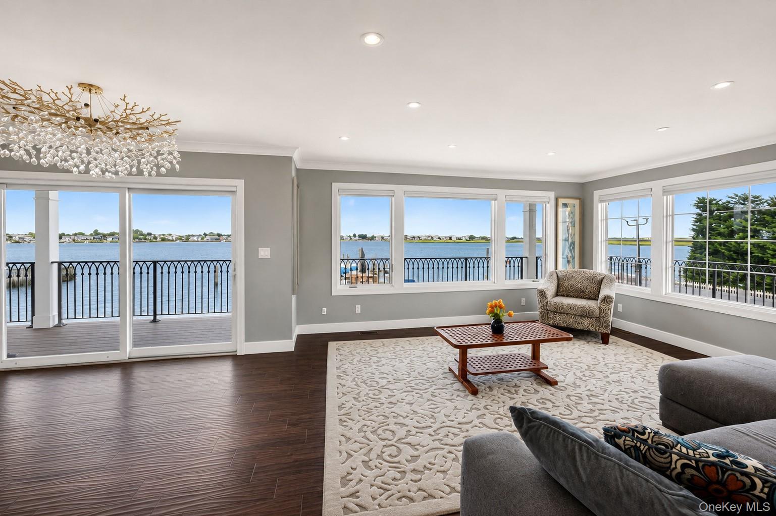 1 North Drive – For Sale photo 11