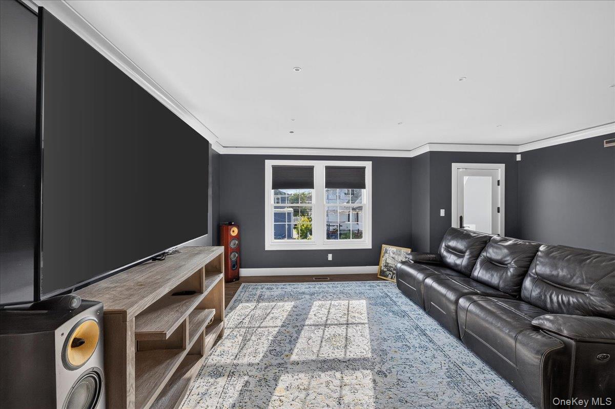 1 North Drive – For Sale photo 34