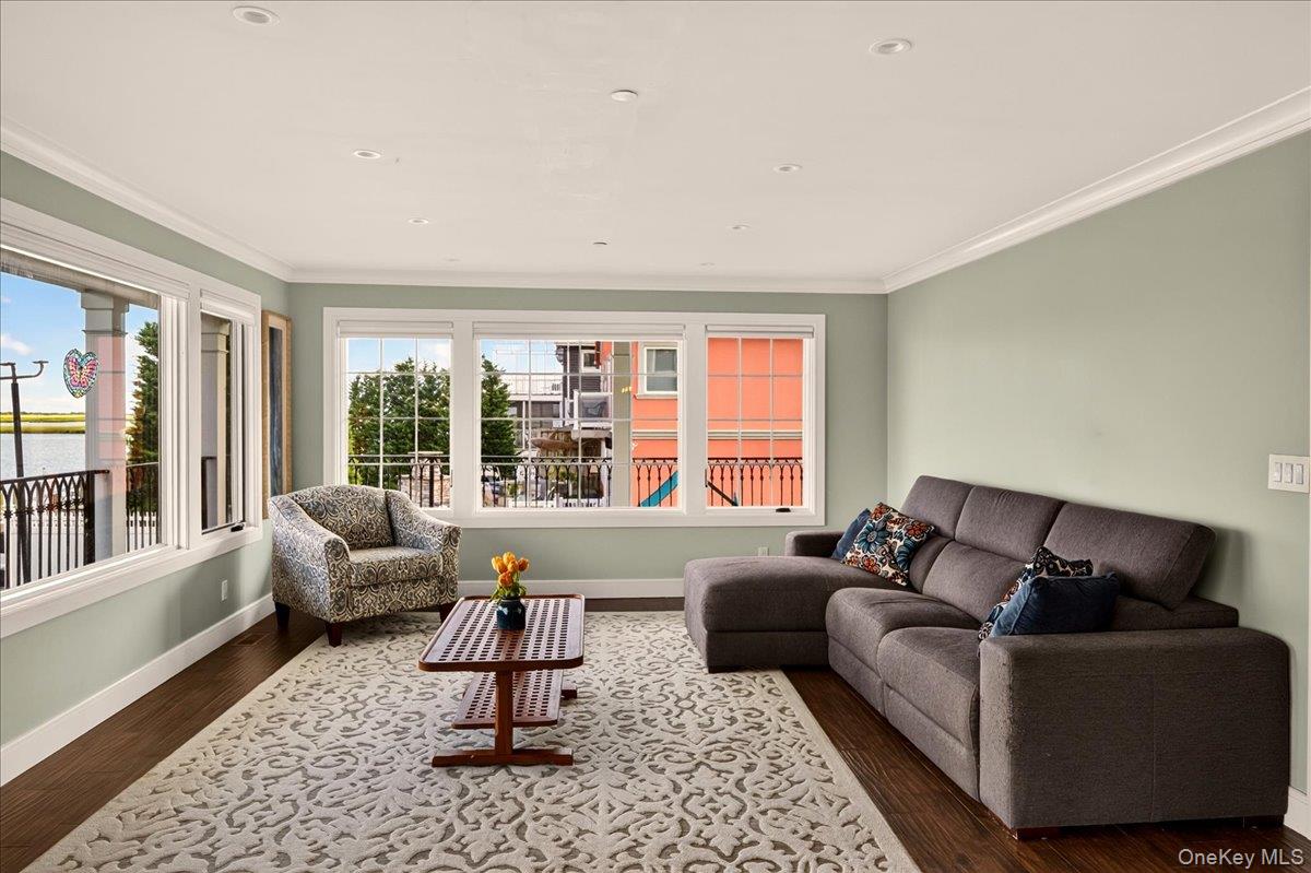 1 North Drive – For Sale photo 18