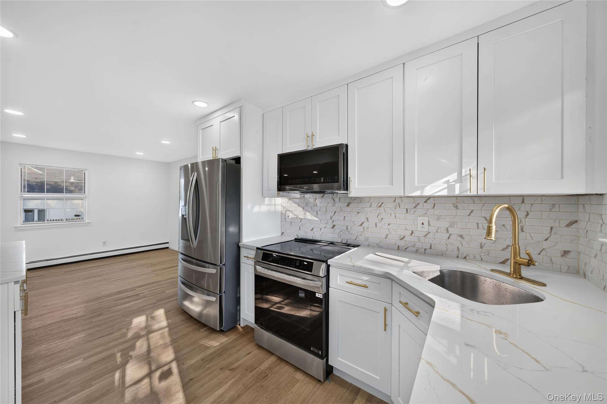 28 Roslyn Avenue – For Sale photo 7