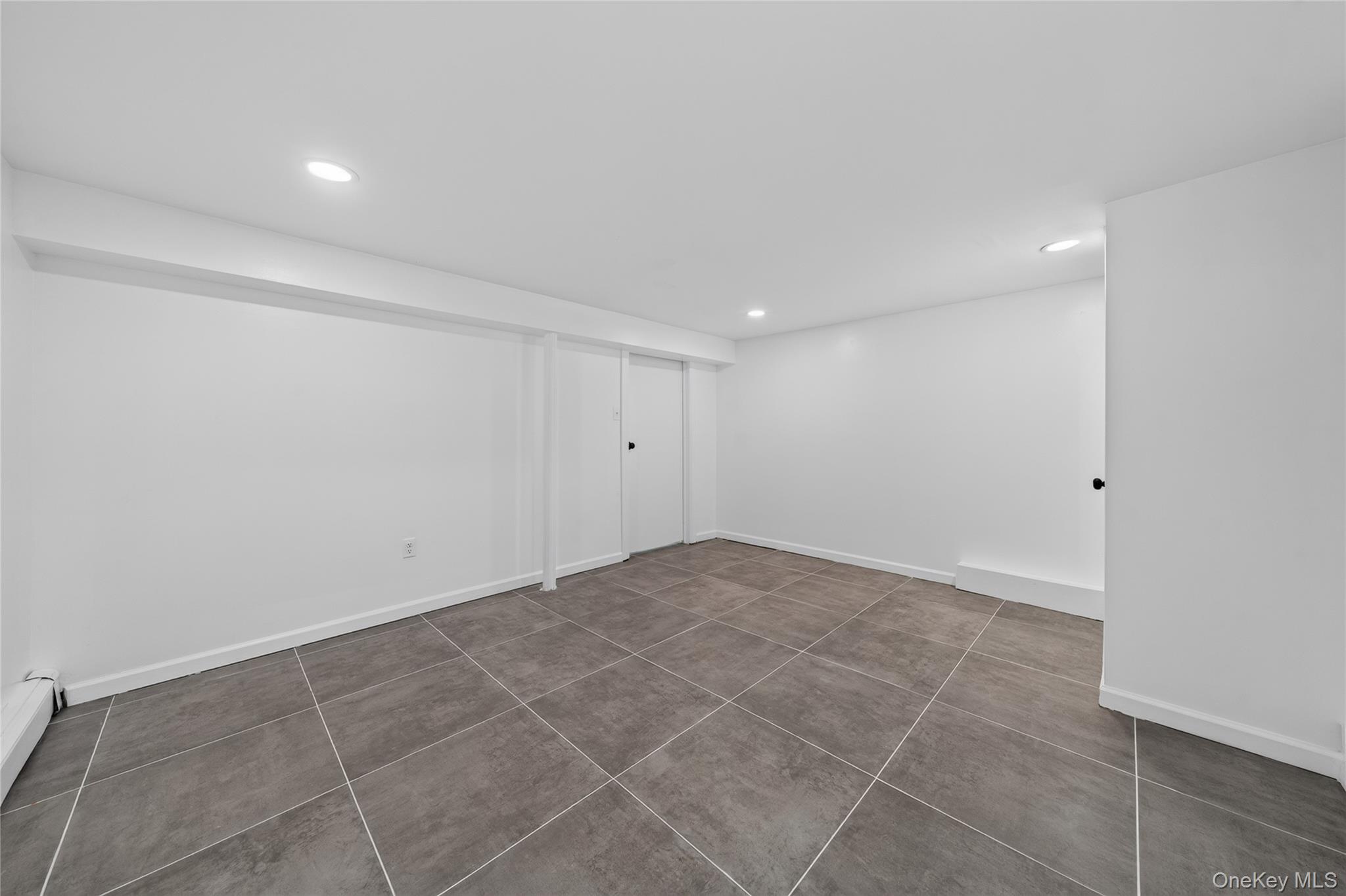 28 Roslyn Avenue – For Sale photo 20