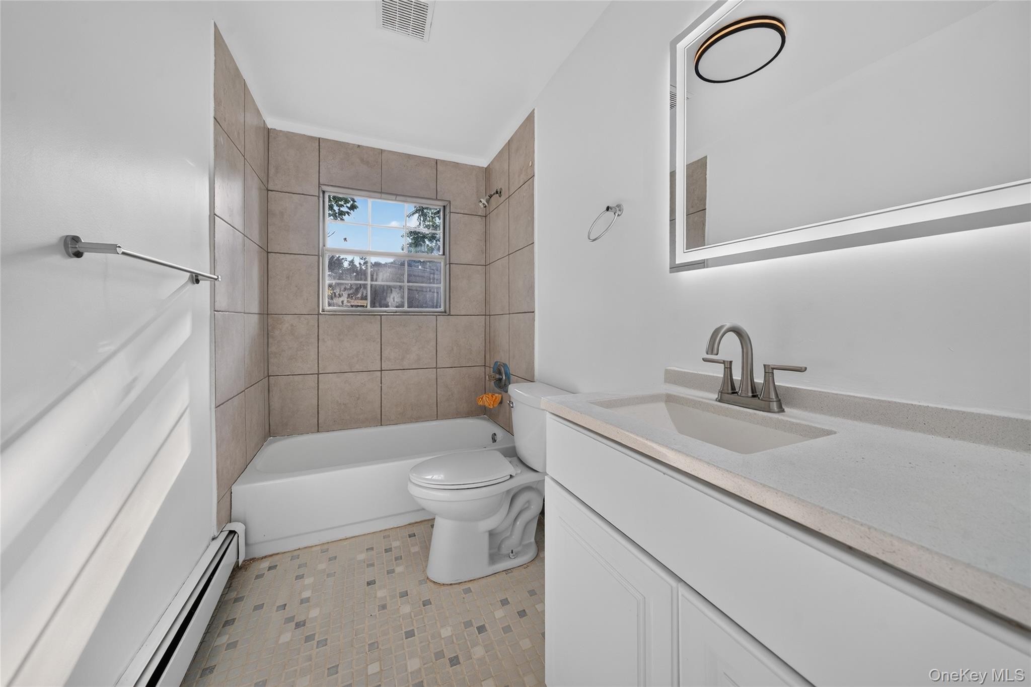 28 Roslyn Avenue – For Sale photo 16