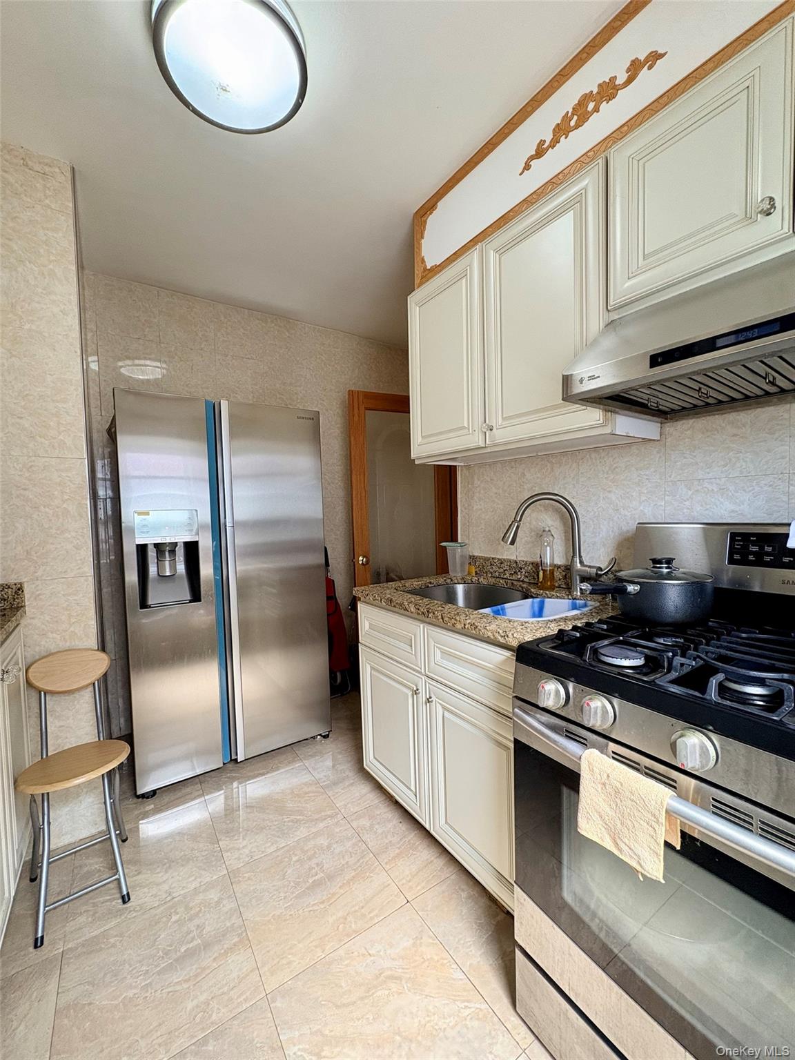 64-41 Saunders Street, Unit 605 photo 7