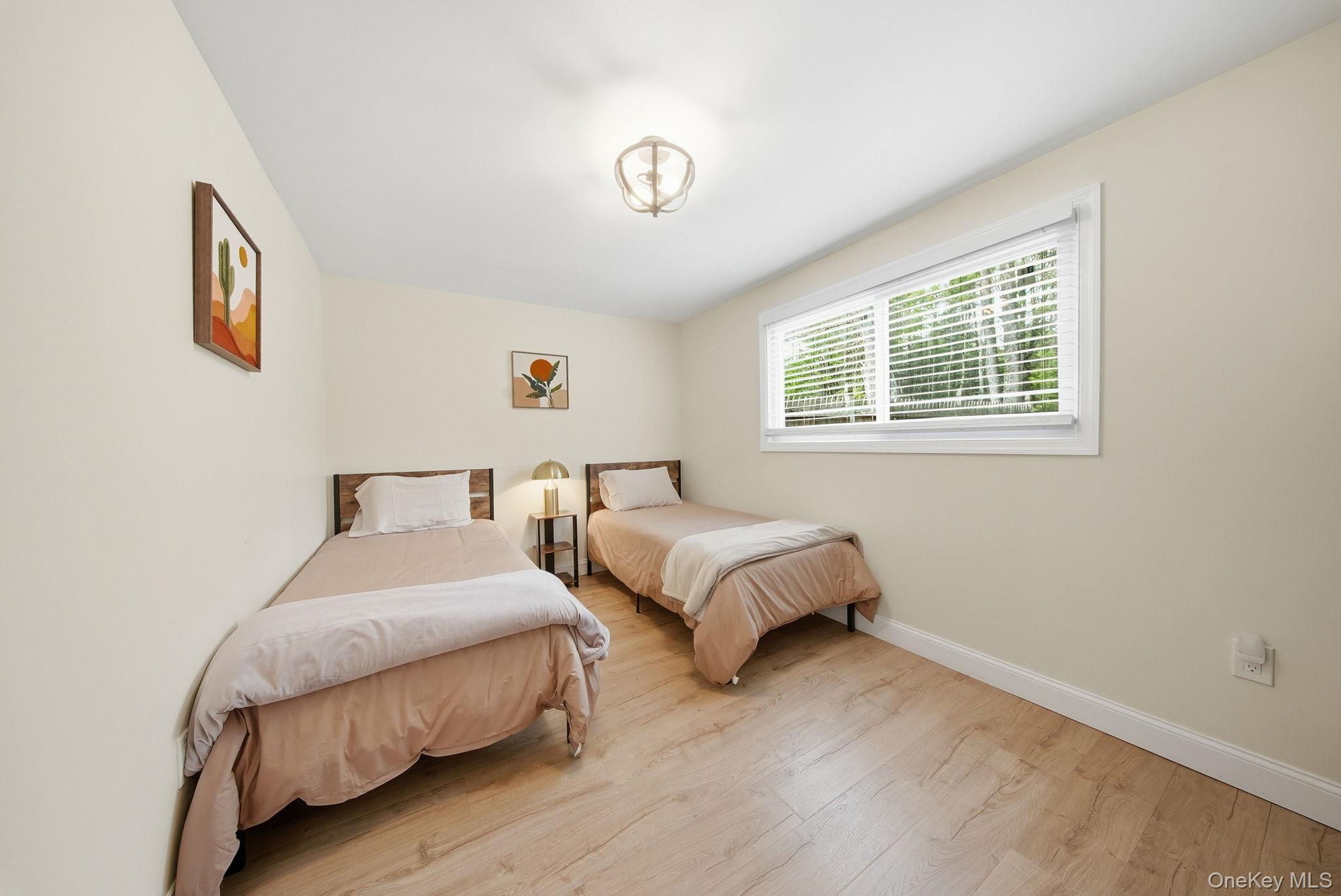 10 Stag Forest Road – For Sale photo 17