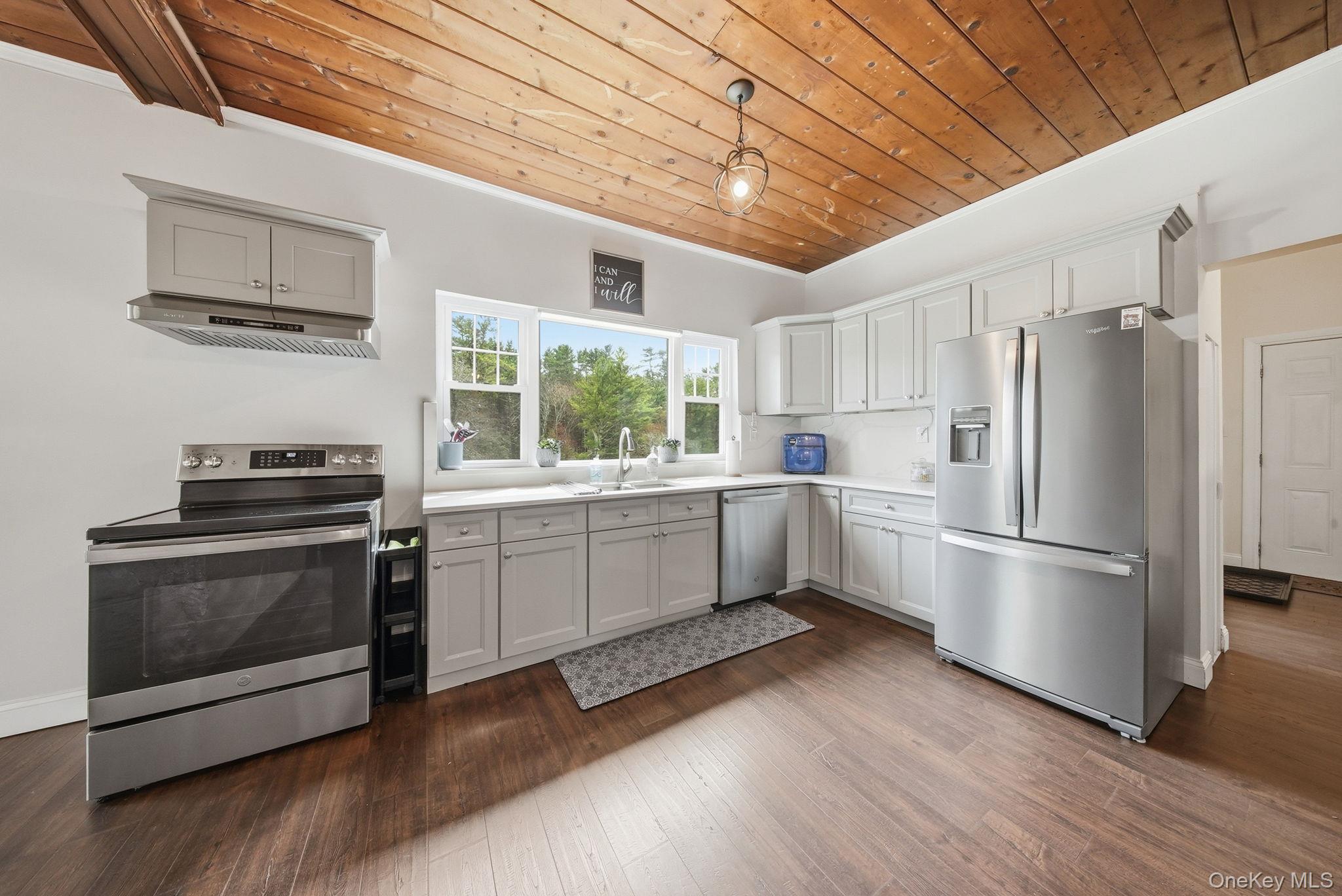 10 Stag Forest Road – For Sale photo 10