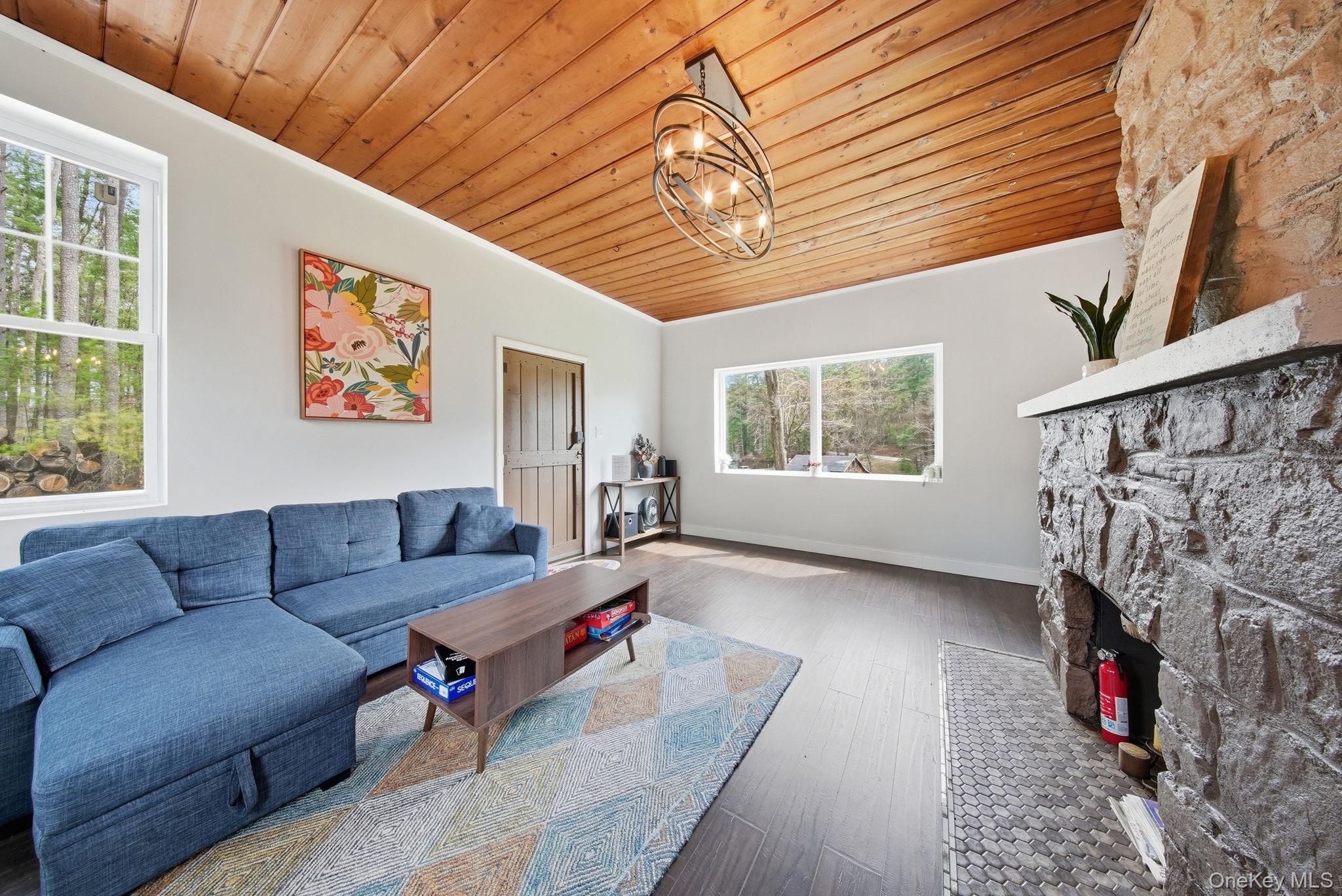10 Stag Forest Road – For Sale photo 8