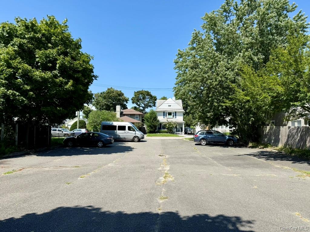 165 Ocean Avenue N – For Sale photo 24