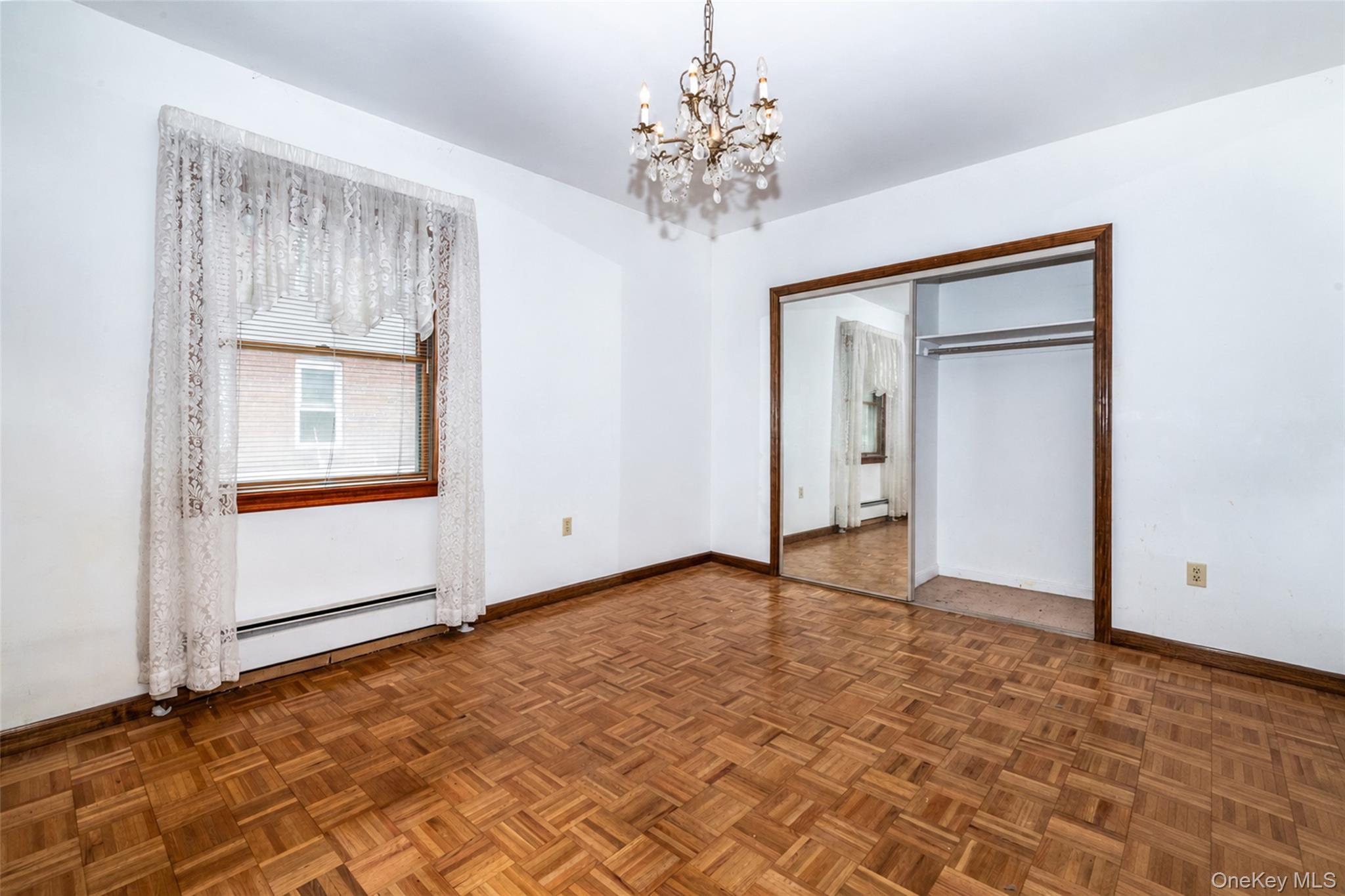 1559 Hollywood Avenue – For Sale photo 14
