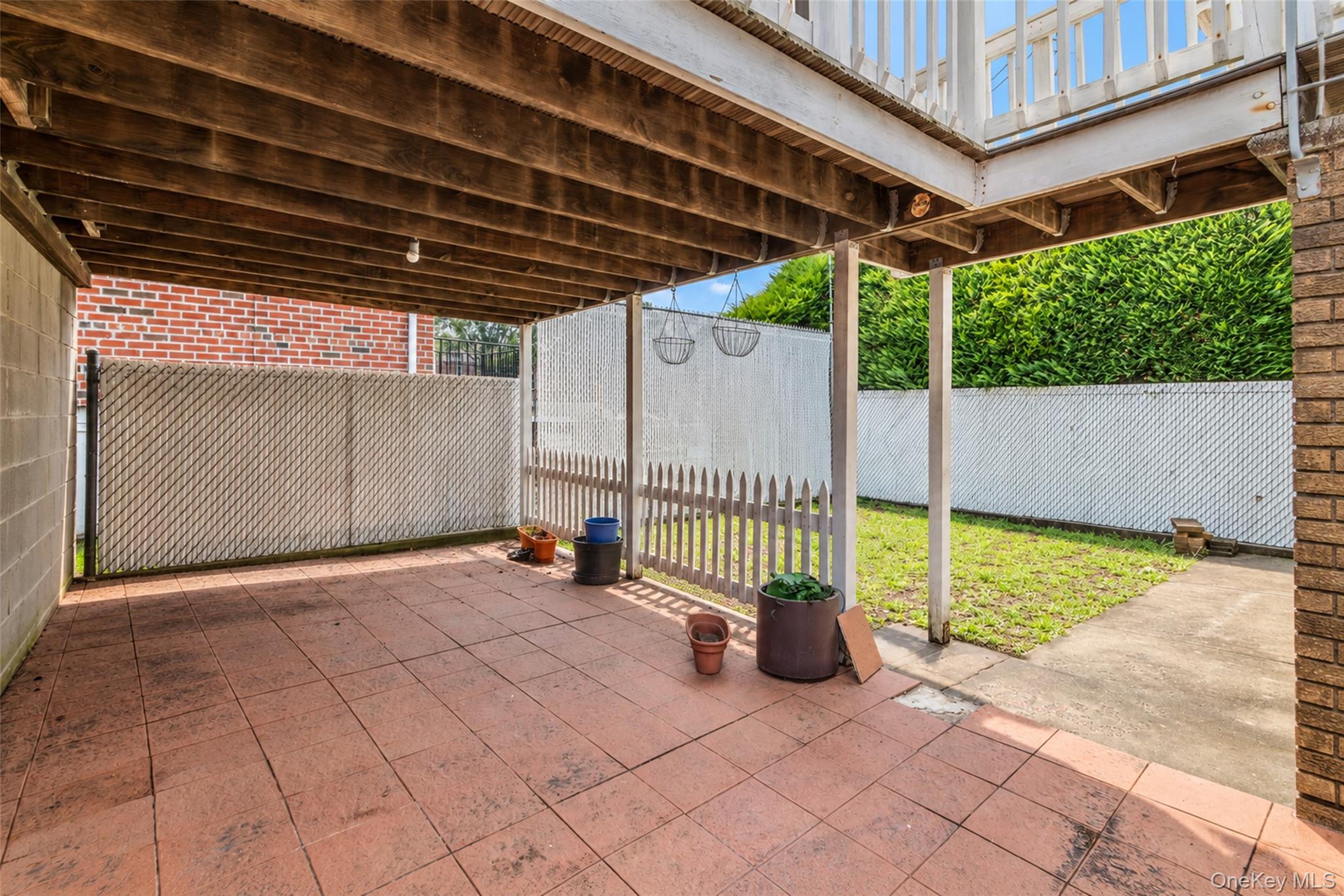1559 Hollywood Avenue – For Sale photo 27