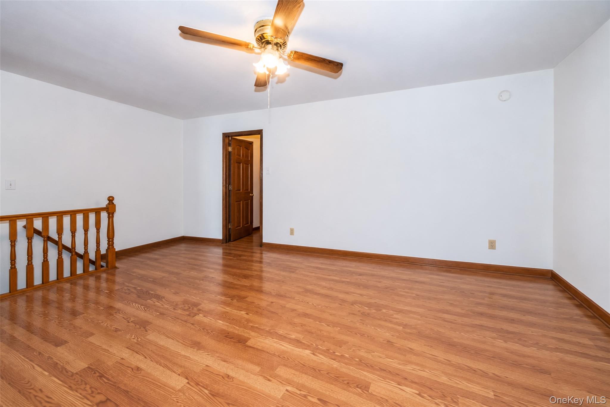 1559 Hollywood Avenue – For Sale photo 17