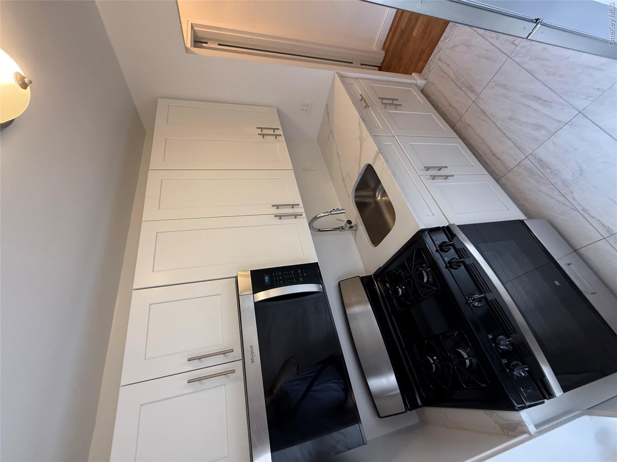 63-09 108th Street, Unit 3A photo 3