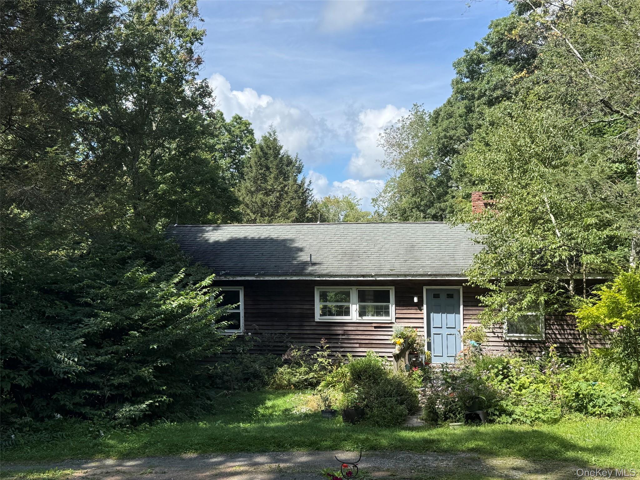 85 Bella Vista Road – For Sale photo 2