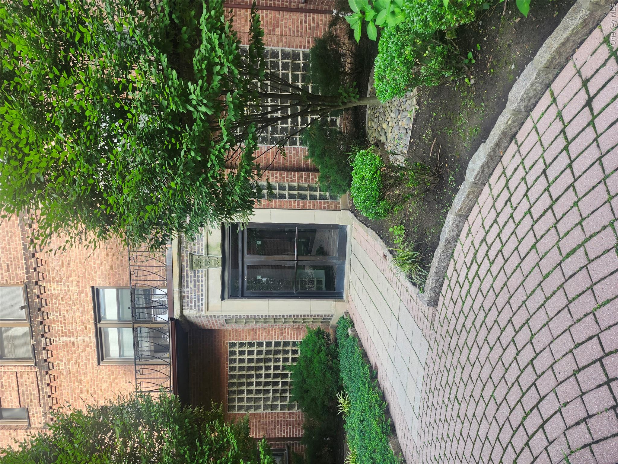 101 Ellwood Avenue, Unit 7E photo 4