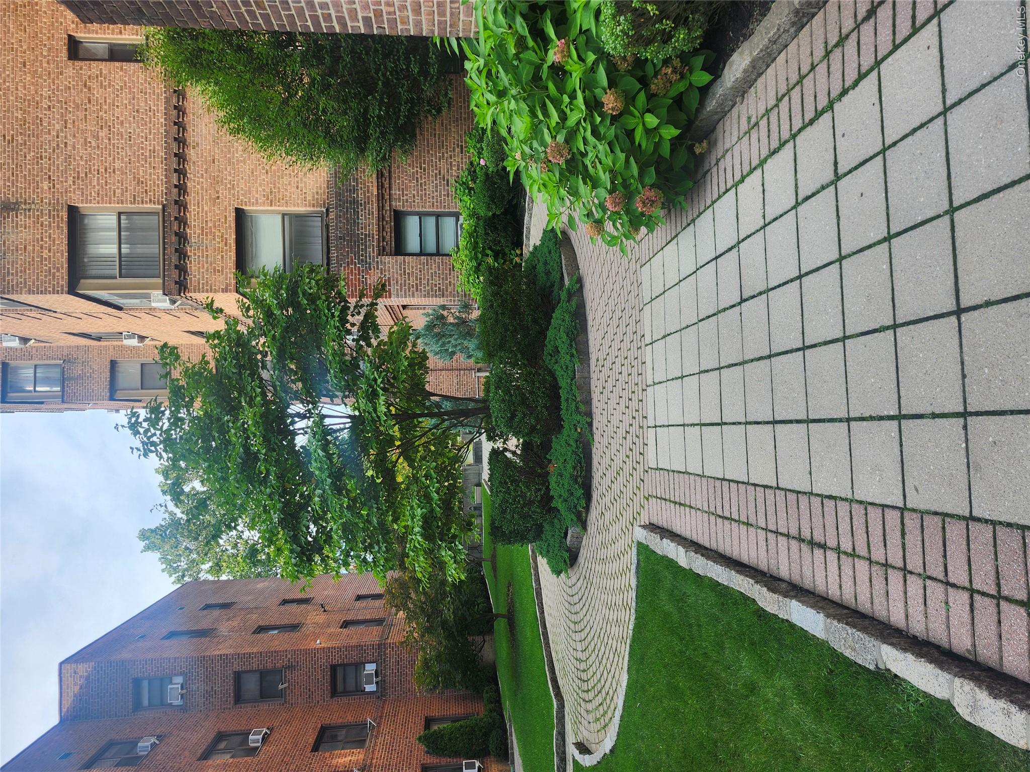 101 Ellwood Avenue, Unit 7E photo 3