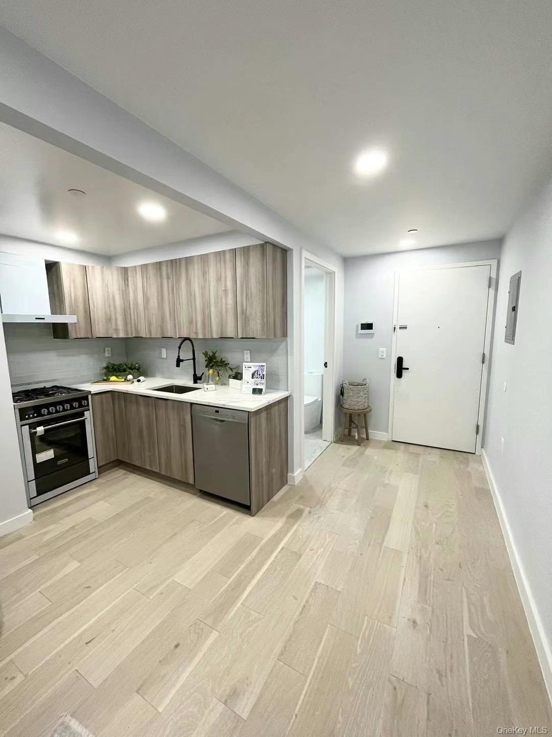 37-32 89th Street, Unit 2C photo 8