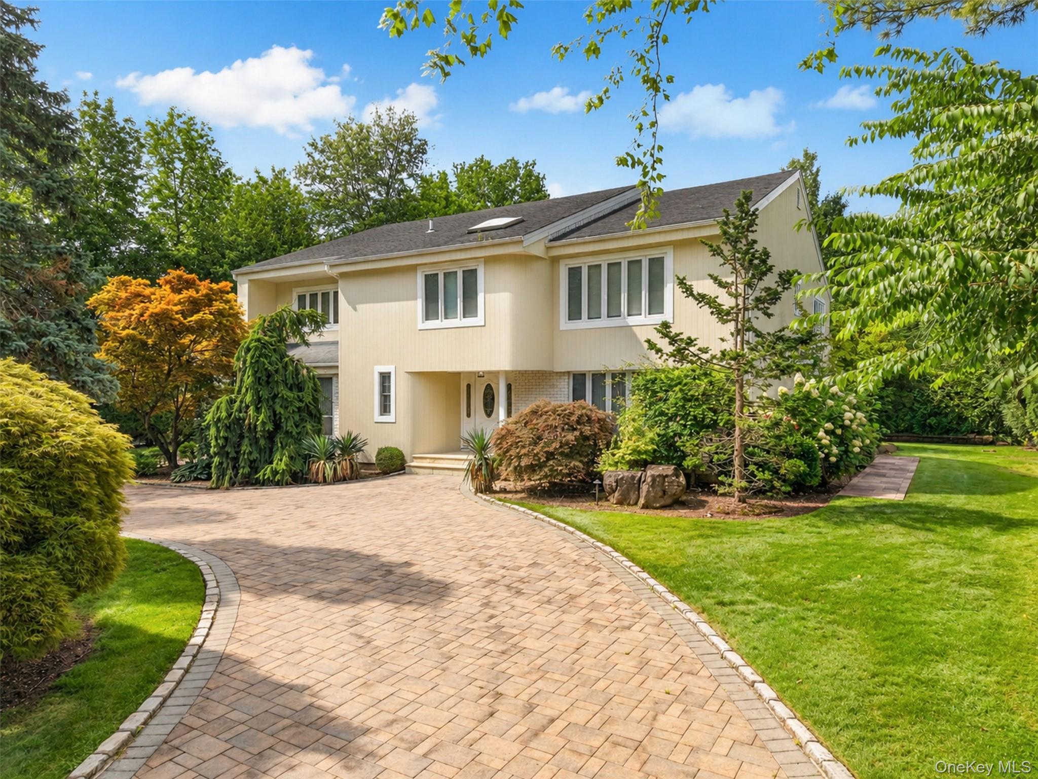 40 Bristol Drive – For Sale