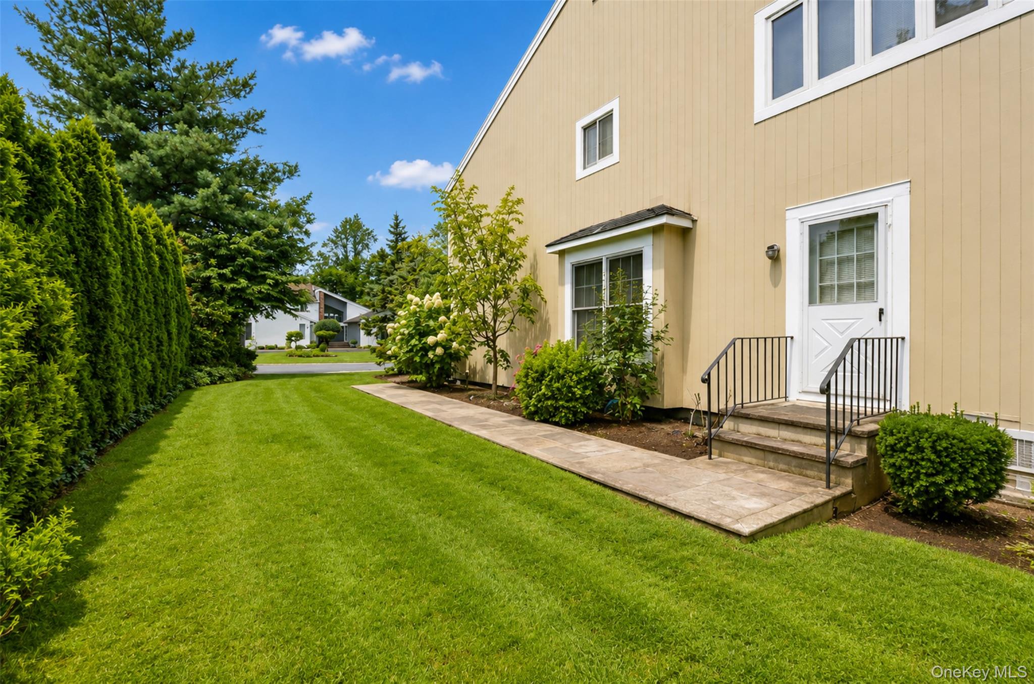 40 Bristol Drive – For Sale photo 28