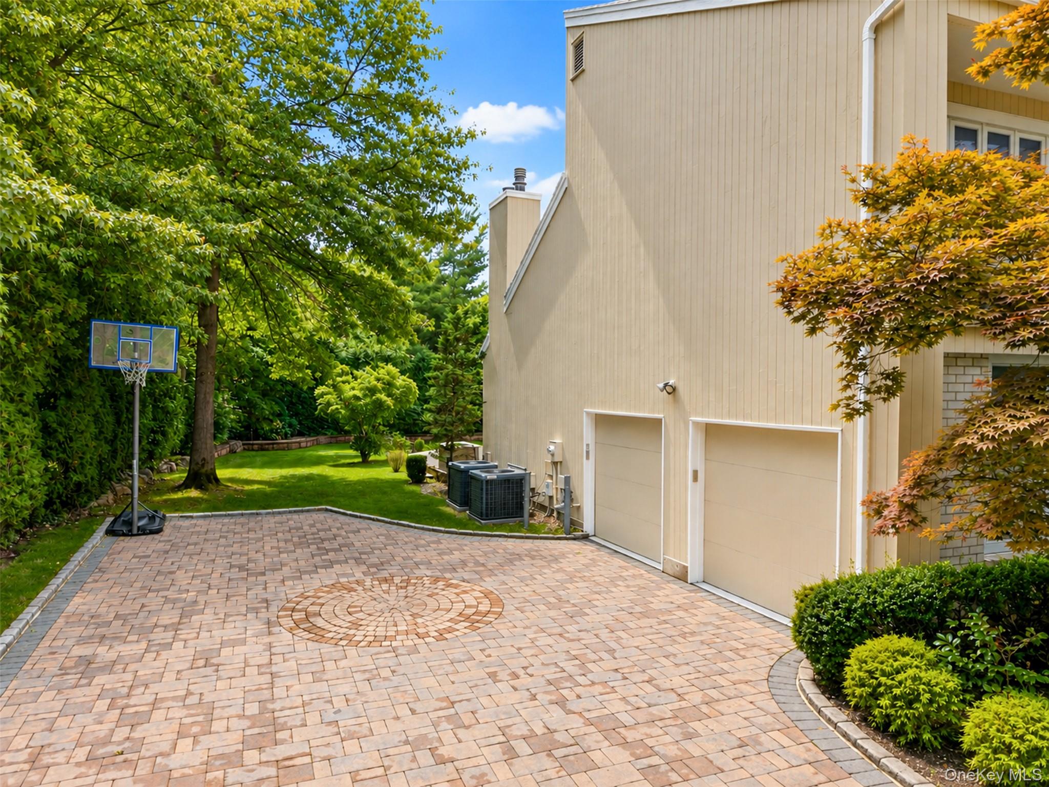 40 Bristol Drive – For Sale photo 24