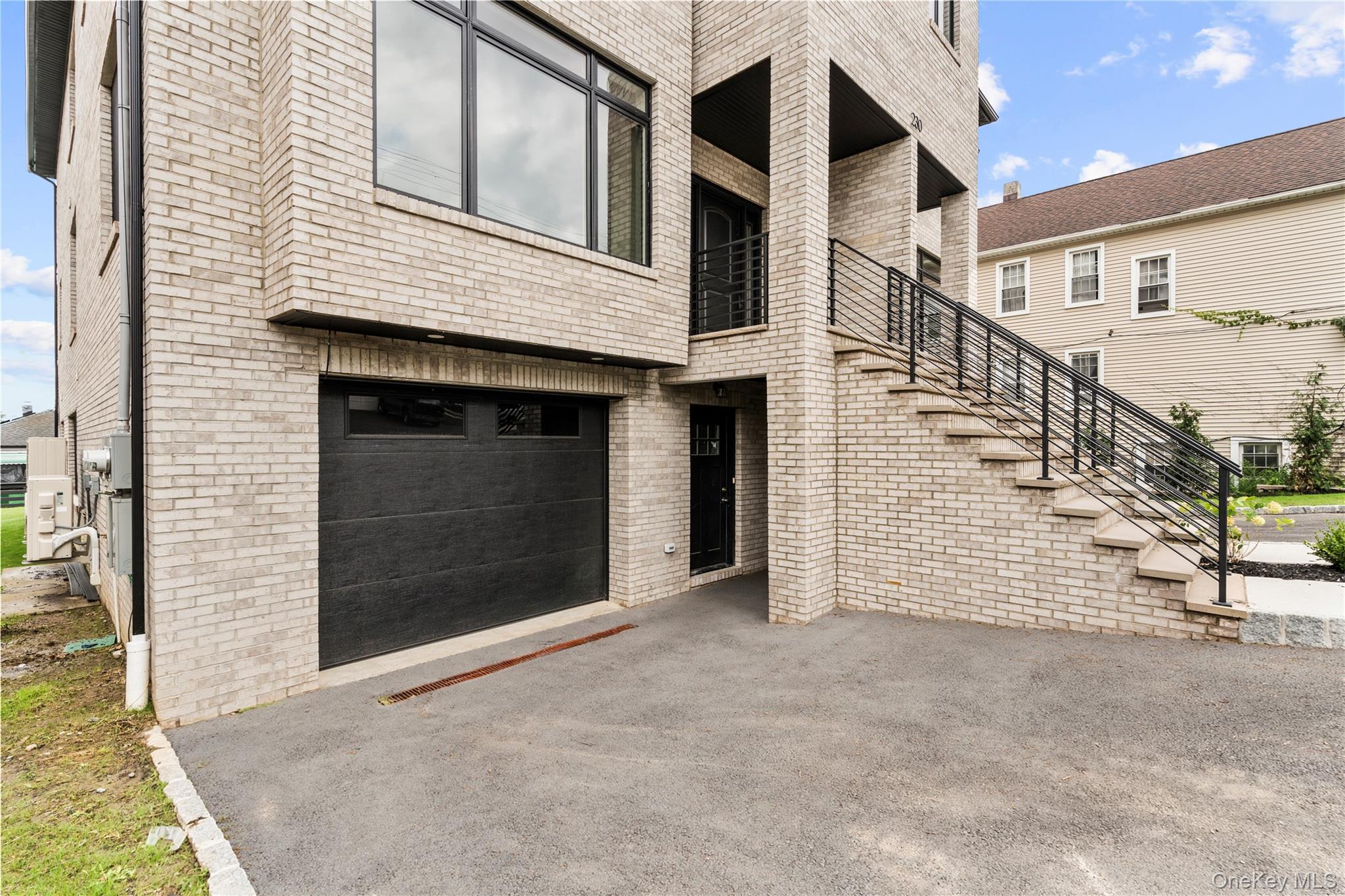 230 Trenchard Street – For Sale photo 46
