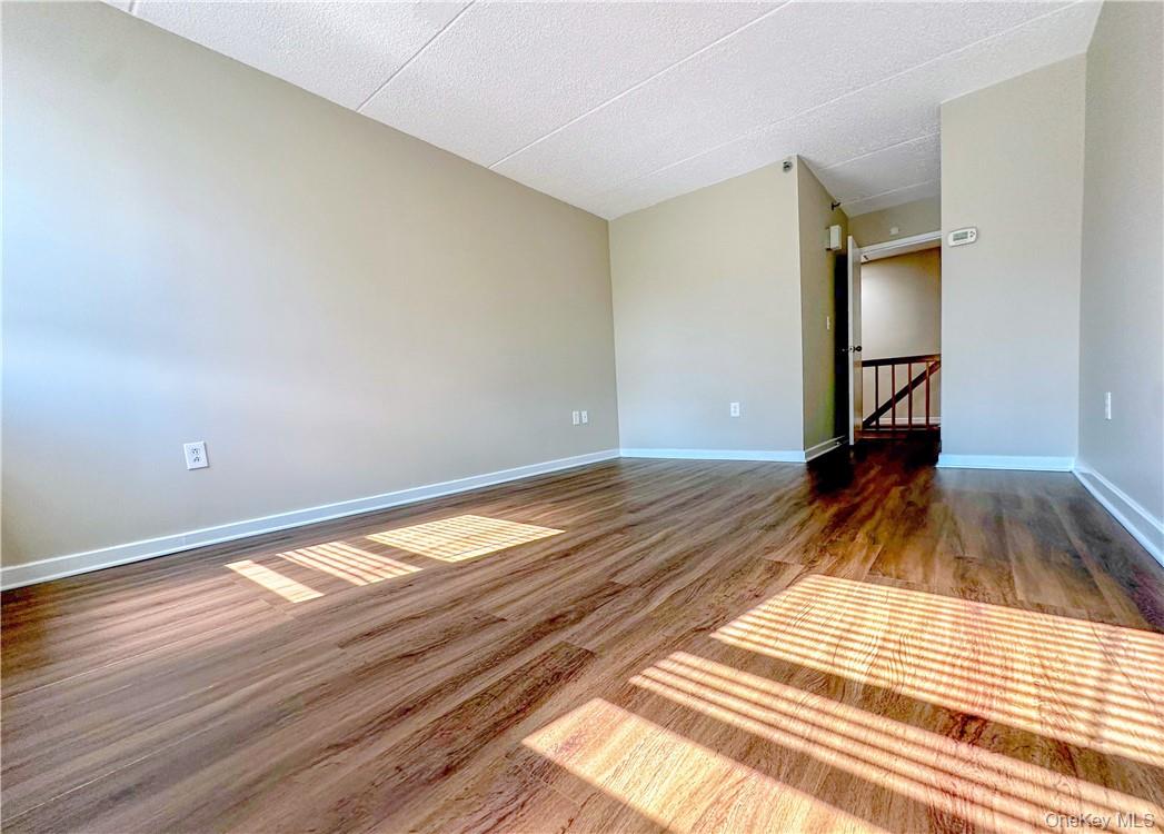 680 W Boston Post Road, Unit 3Q photo 19