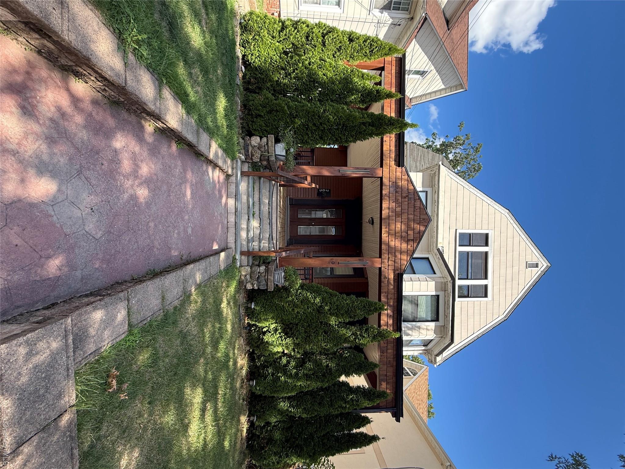 265 Summit Avenue, Unit 3