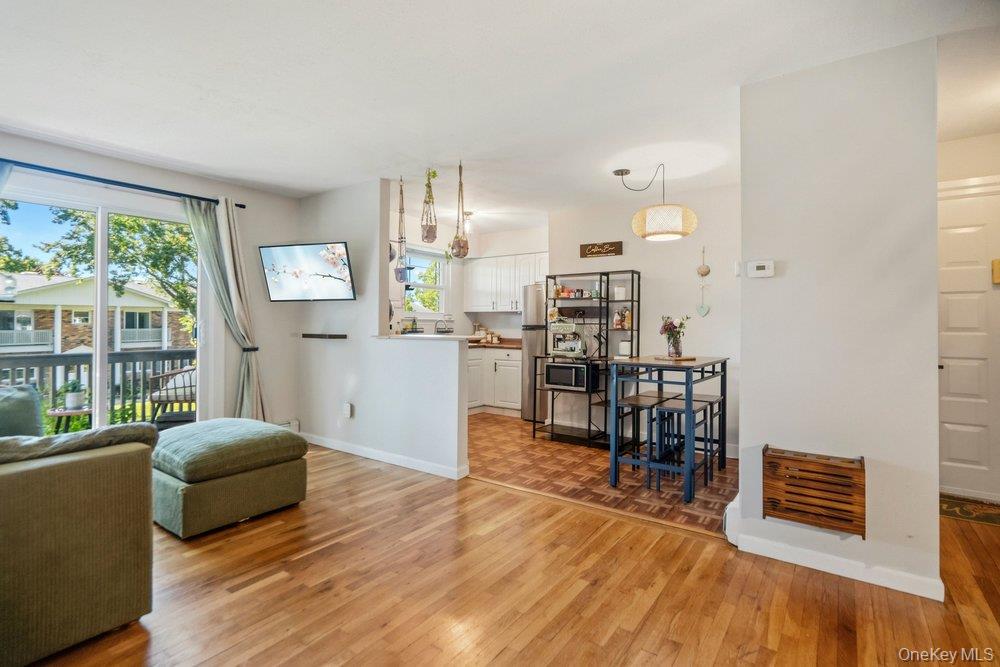 64 Fairharbor Dr, Unit 64 photo 3