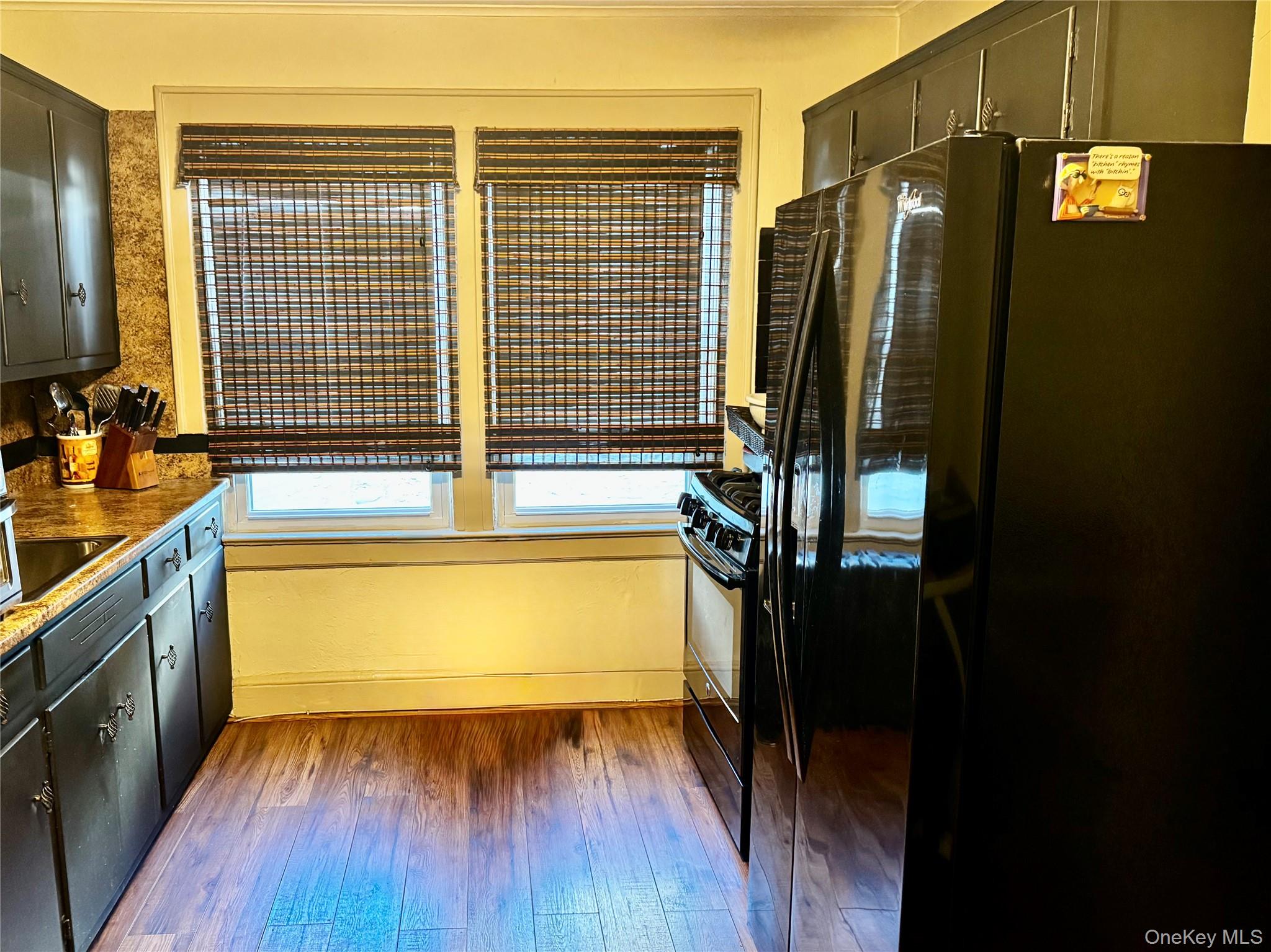3929 Merrick Road – For Rent