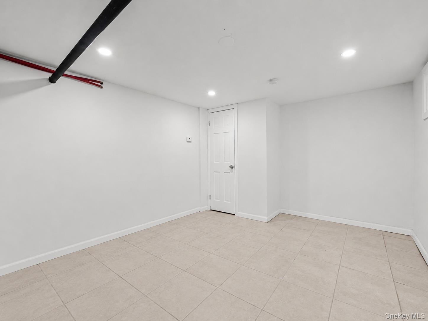 596 Terrace Place – For Sale photo 19
