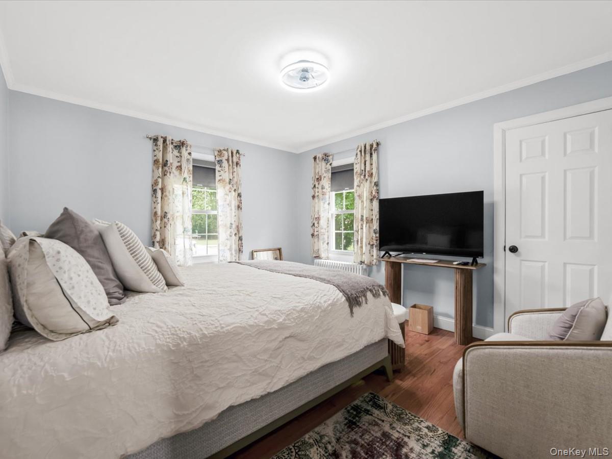 596 Terrace Place – For Sale photo 9