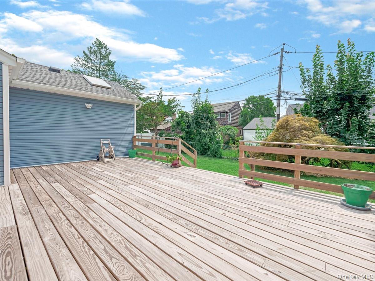 596 Terrace Place – For Sale photo 23