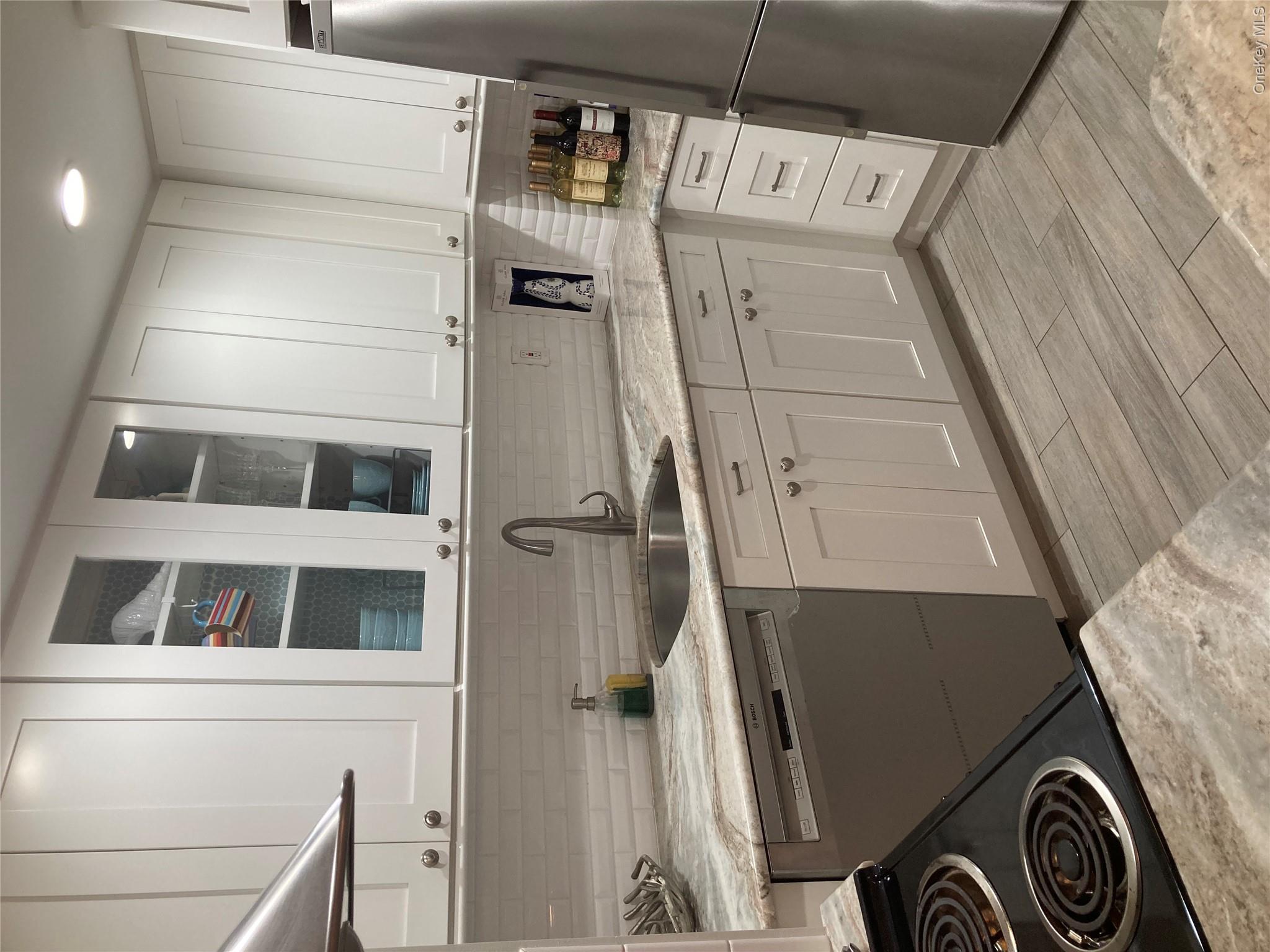 780 W Broadway, Unit 2E photo 8