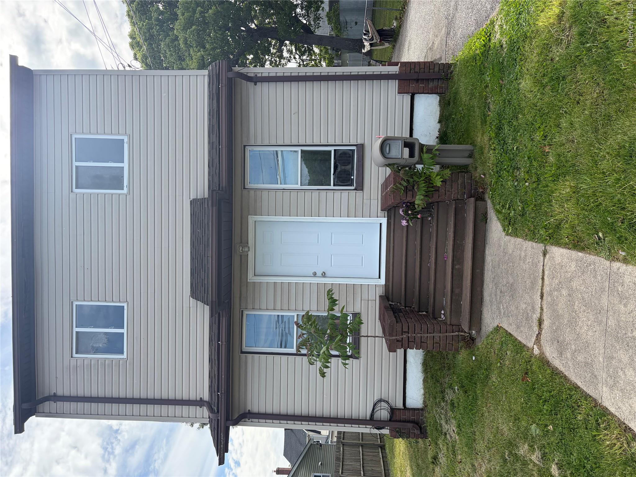 48 Penataquit Avenue – For Rent