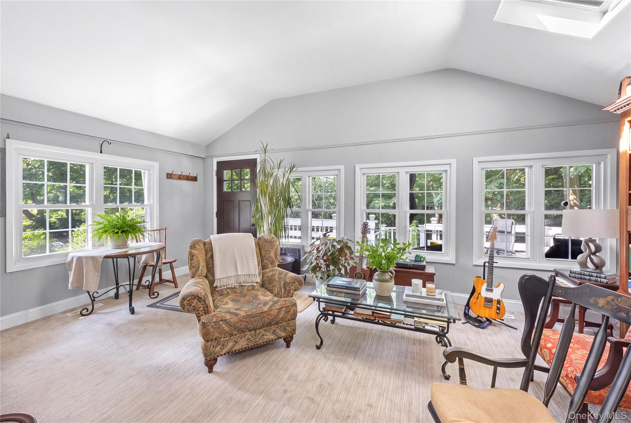 3 Lane M – For Sale photo 8