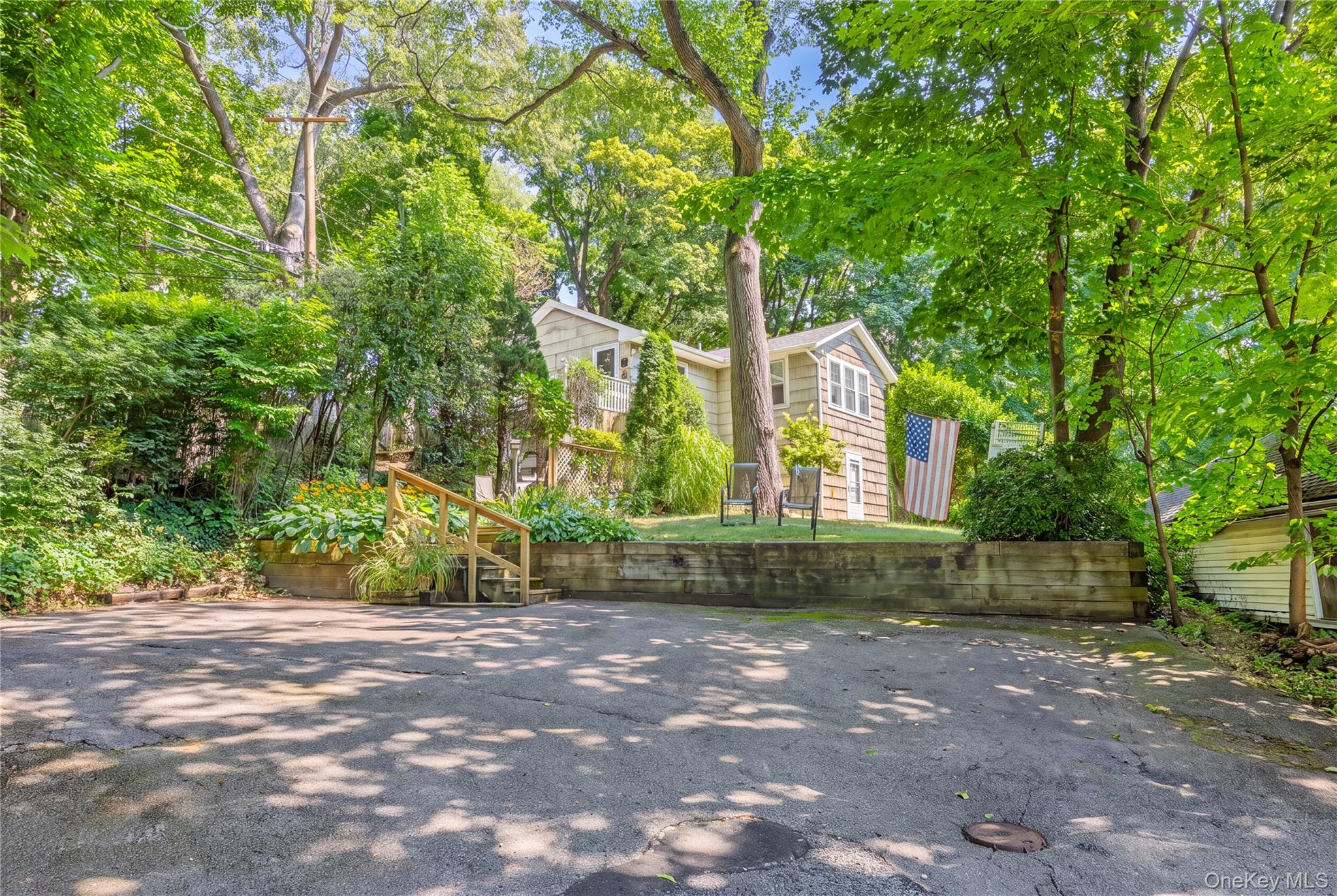 3 Lane M – For Sale photo 2