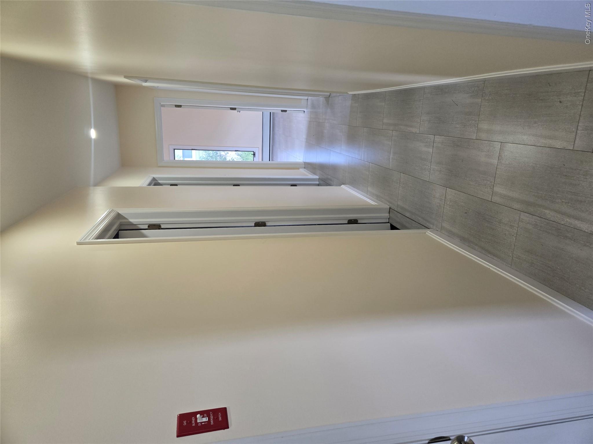 9947 163rd Drive – For Rent photo 4