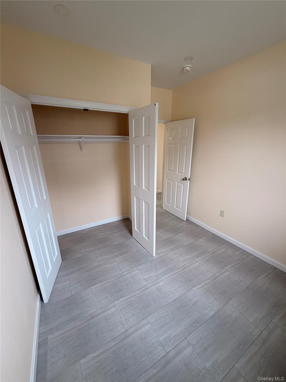 9947 163rd Drive – For Rent photo 5