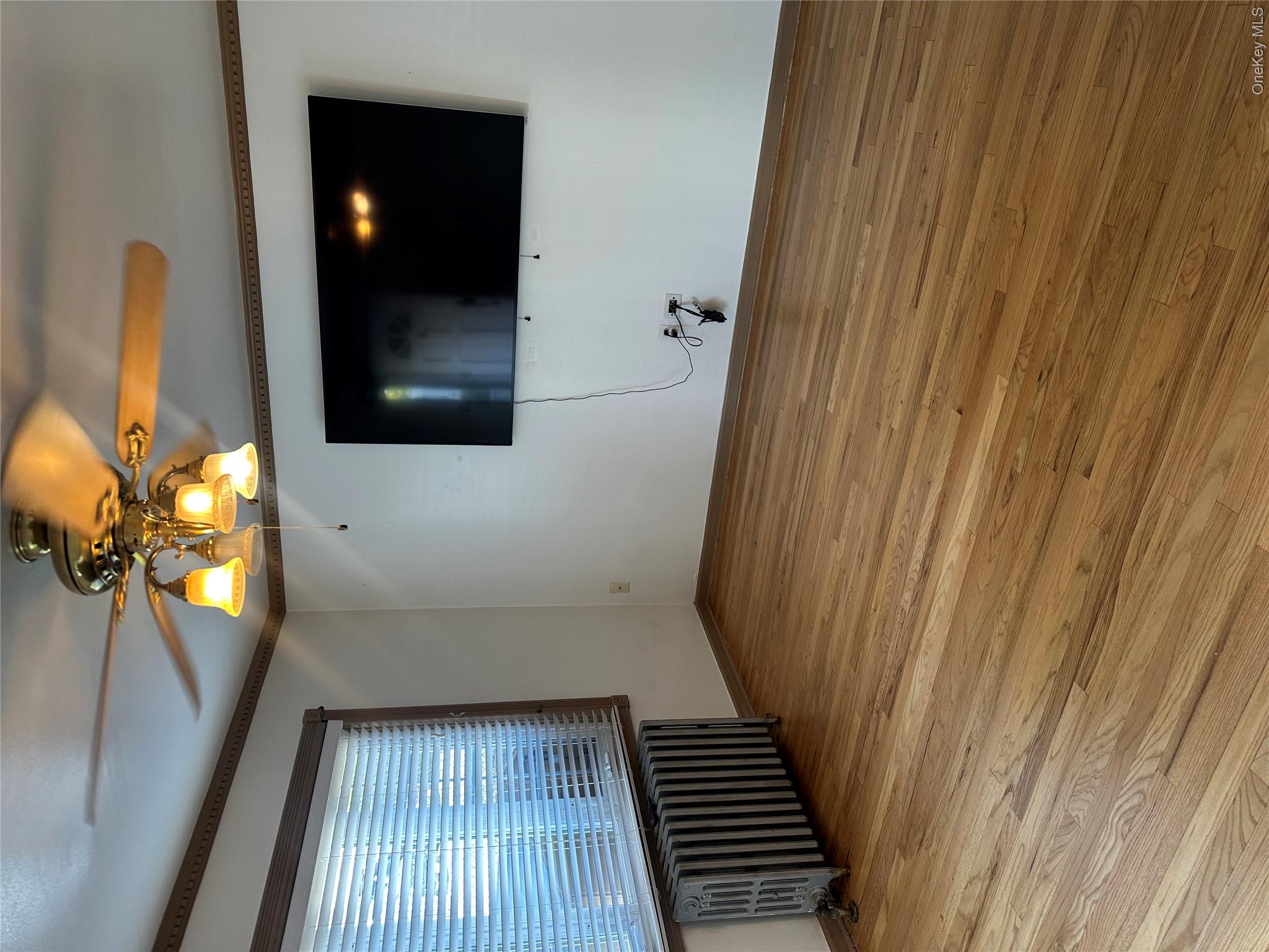 242 Sommerville Place – For Rent photo 3