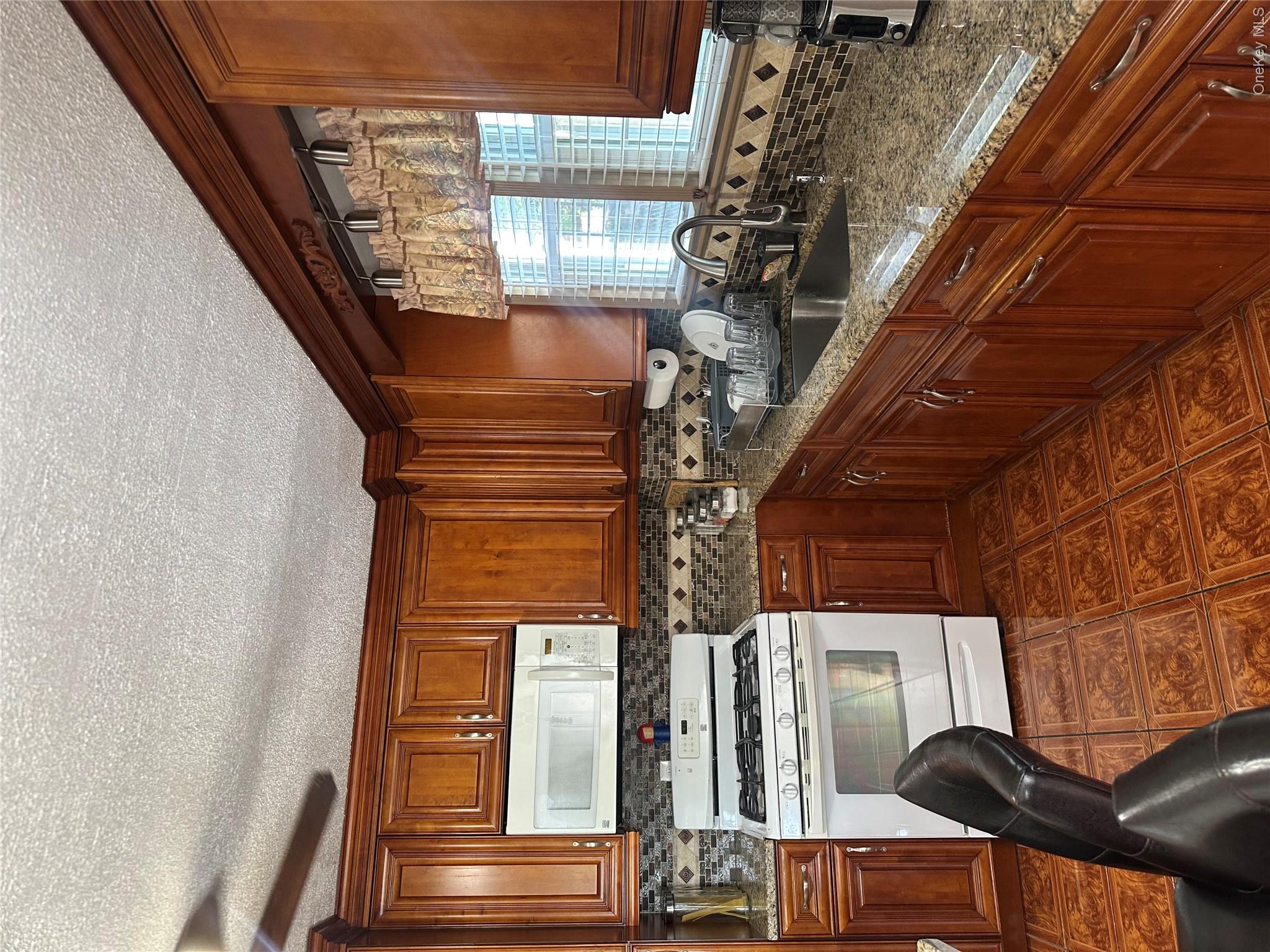 242 Sommerville Place – For Rent photo 6